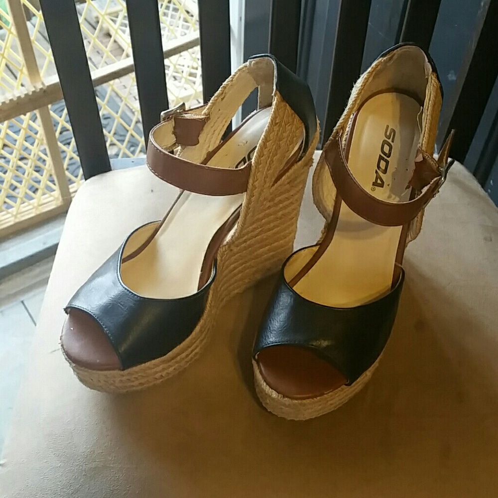 Soda Terani Black Multi Platform Espadrille Wedges